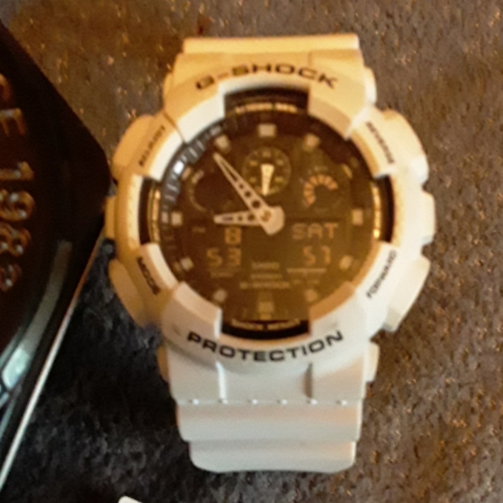 G-Shock - Picture 2 of 8